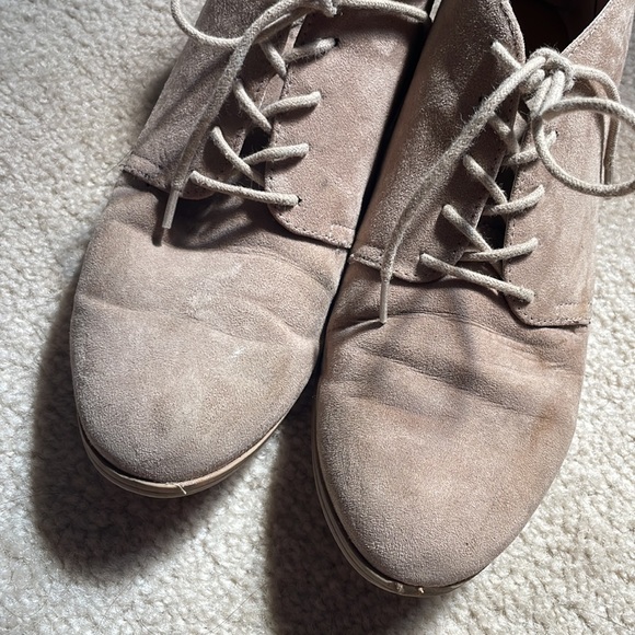 DOLCE VITA Flat Lace Up Shoes - Picture 8 of 8